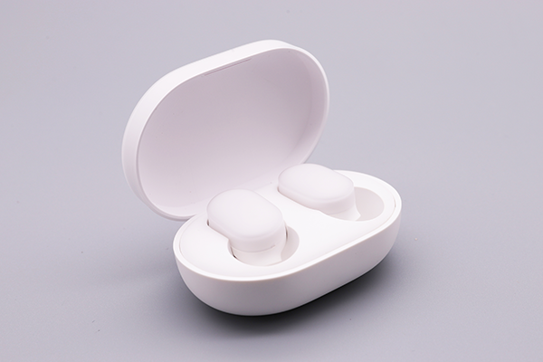 入耳式耳機(jī) 入耳式耳機(jī)